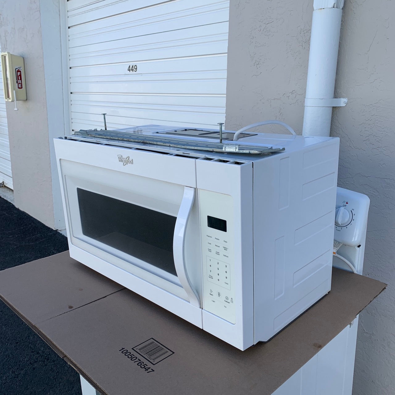 Whirlpool Over-the-Range Microwave Whirlpool Over-the-Range Microwave